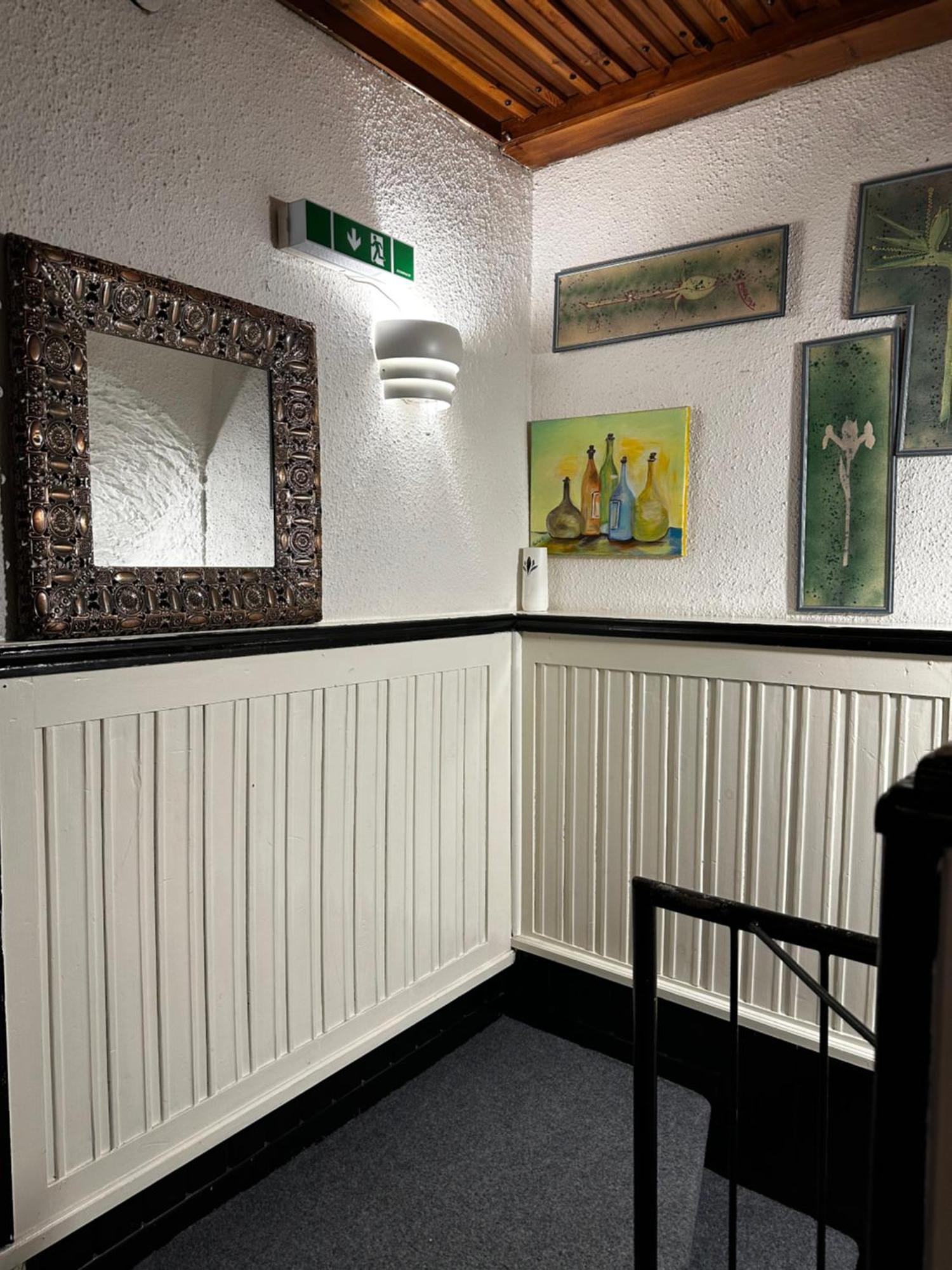 Hostel Lovely Rooms, City Center, Shared Bathroom, Windows To Corridor Φίλλαχ Εξωτερικό φωτογραφία