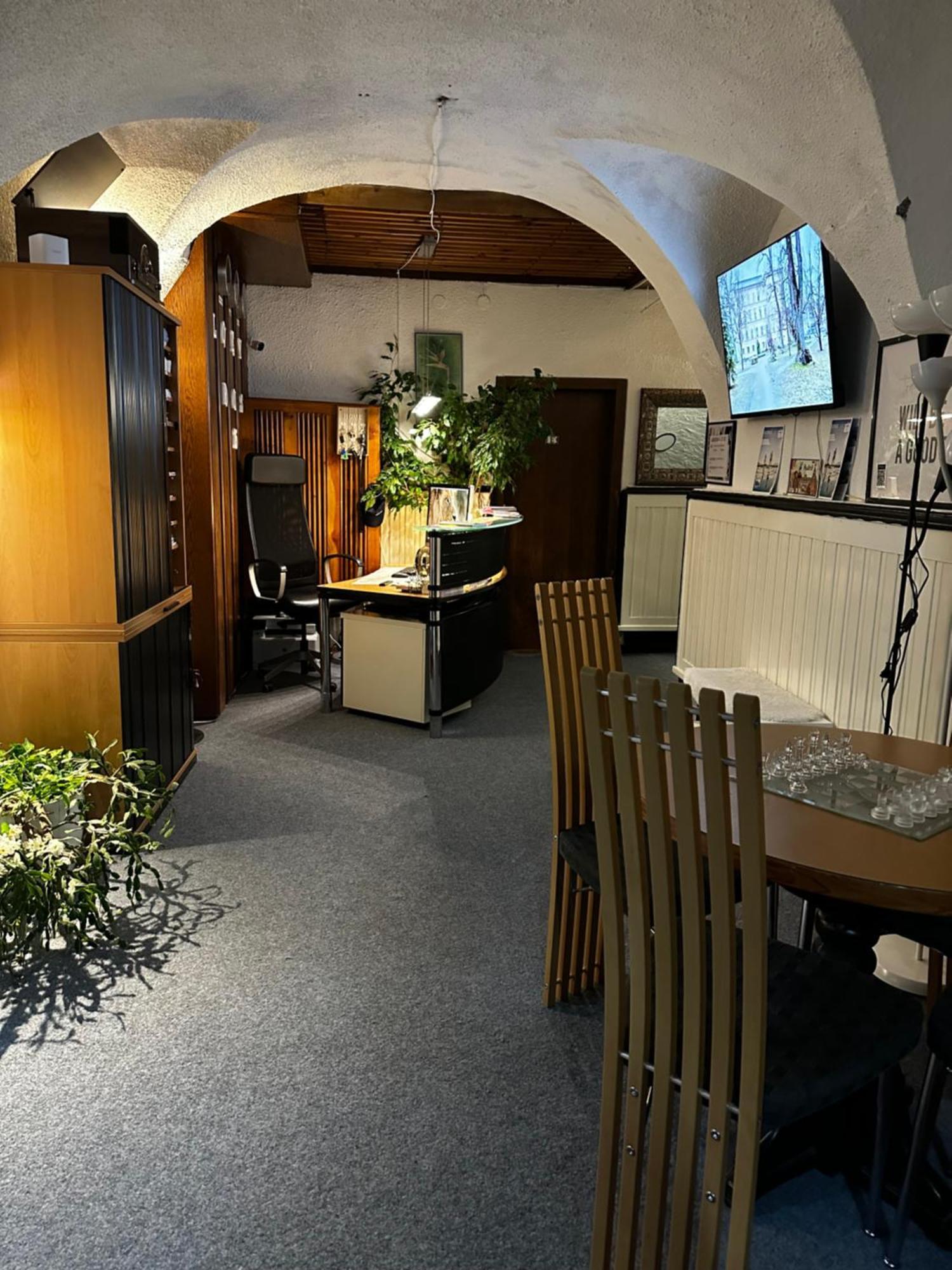 Hostel Lovely Rooms, City Center, Shared Bathroom, Windows To Corridor Φίλλαχ Εξωτερικό φωτογραφία